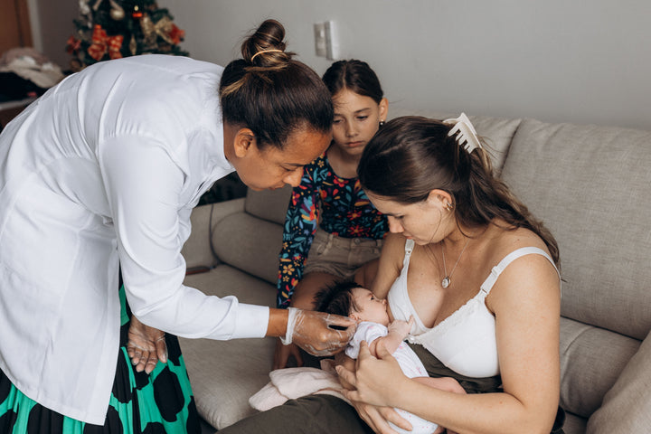 How Do I Know If My Baby Is Getting Enough Milk? | Signs Your Breastfed Baby Is Feeding Well
